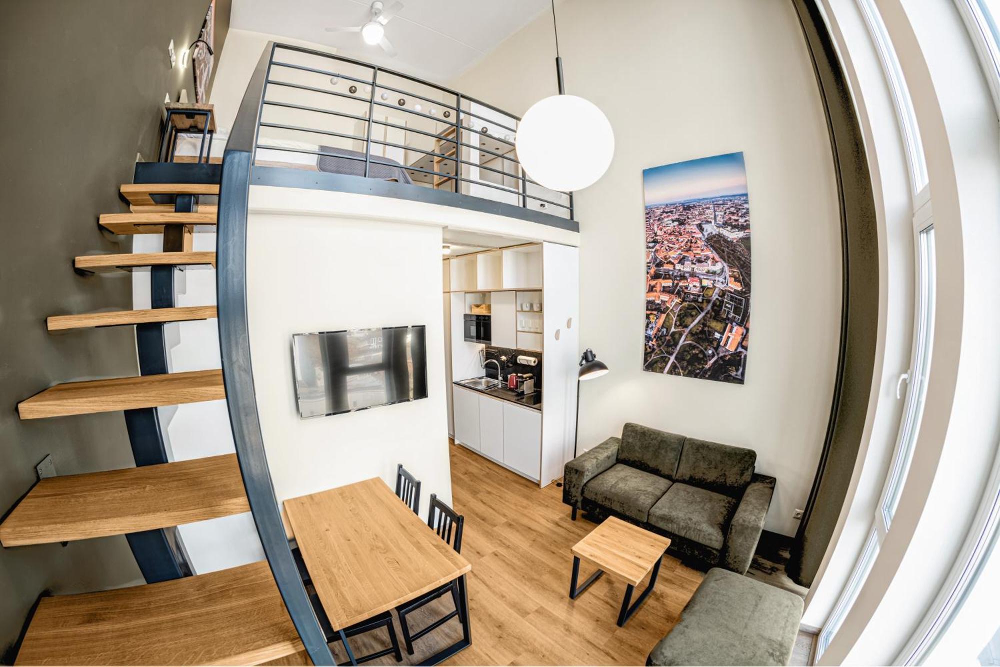 Topfloor Apartments วิลนีอุส ภายนอก รูปภาพ